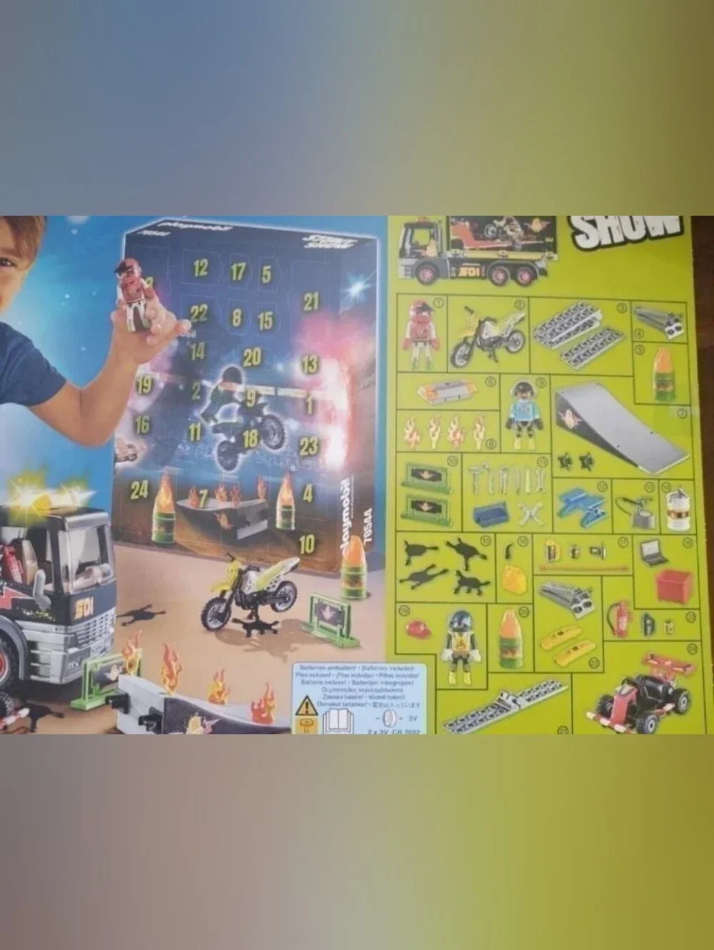 XL Advent Calendar Playmobil 70544 169pcs Advent Calendar Stunt Show NWT